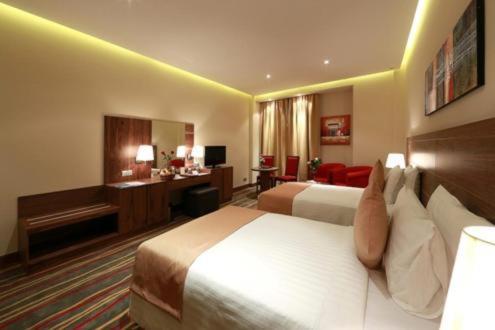 Al Khaleej Palace Deira Hotel Dubai Exterior photo